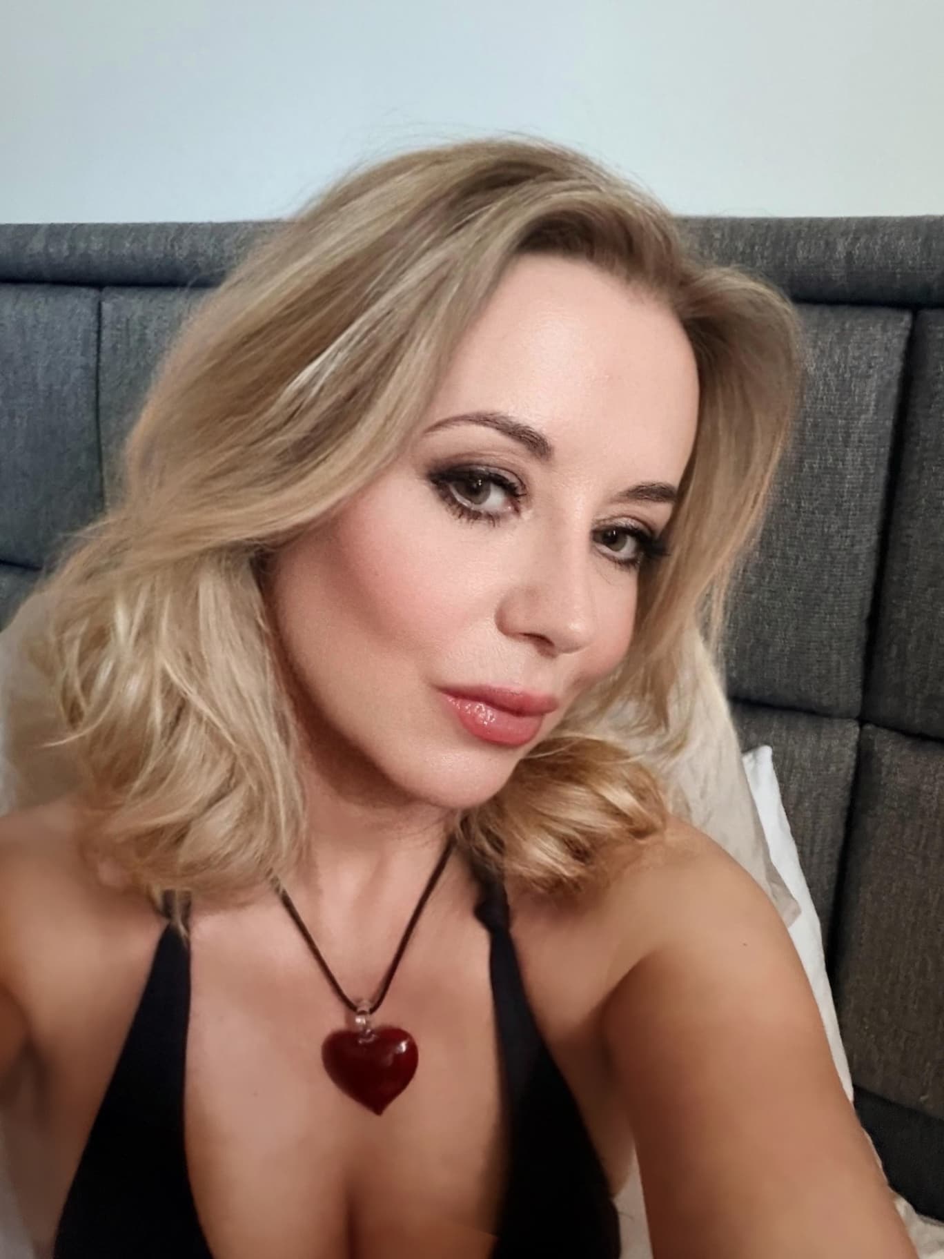 Joahnna — Sensual Massage in London (photo 1 of 3)
