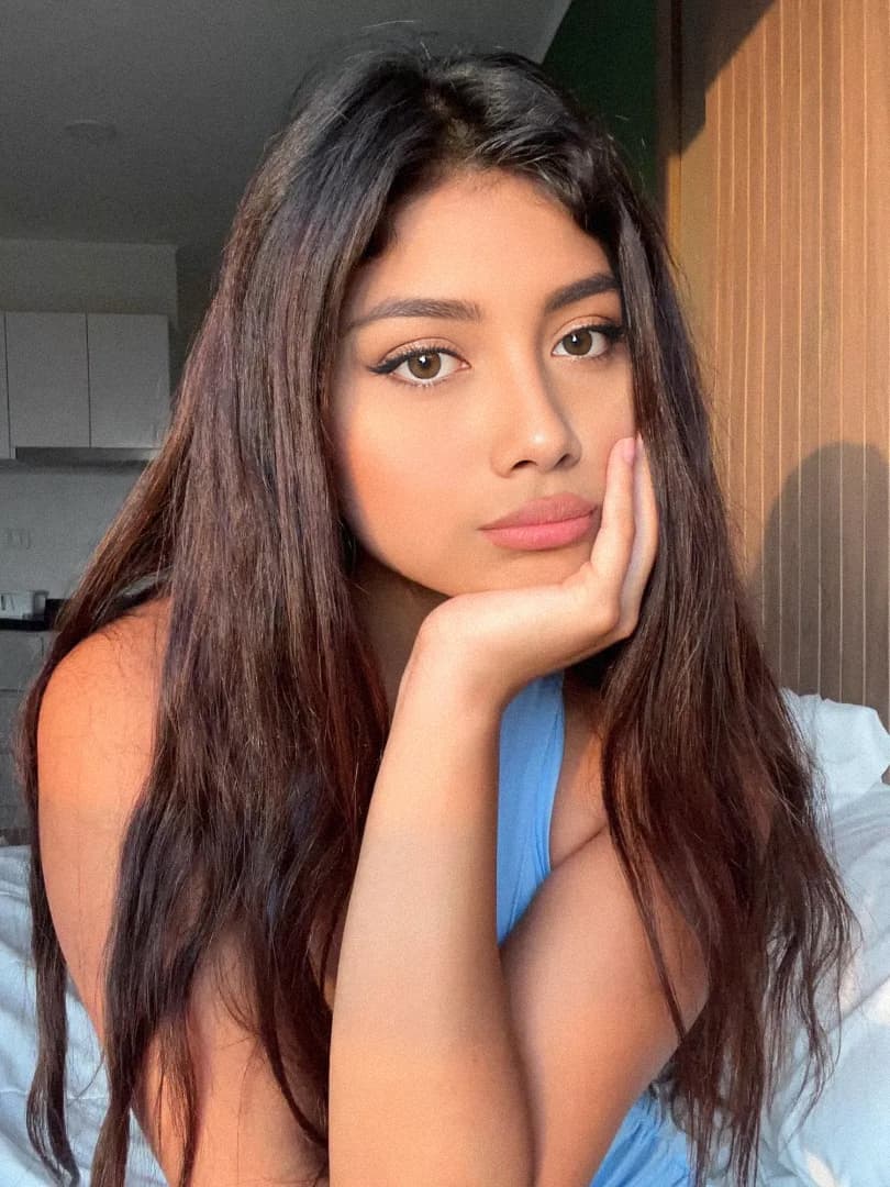 Asha, 22 — massage therapist in London