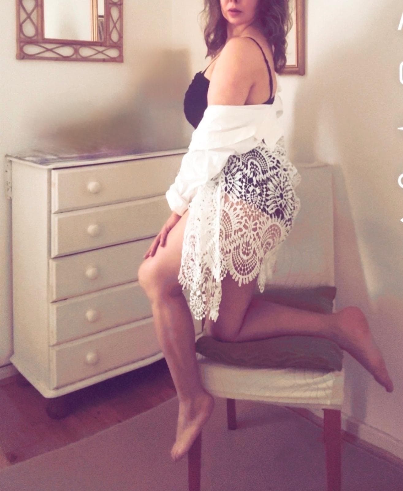 Monica, 35