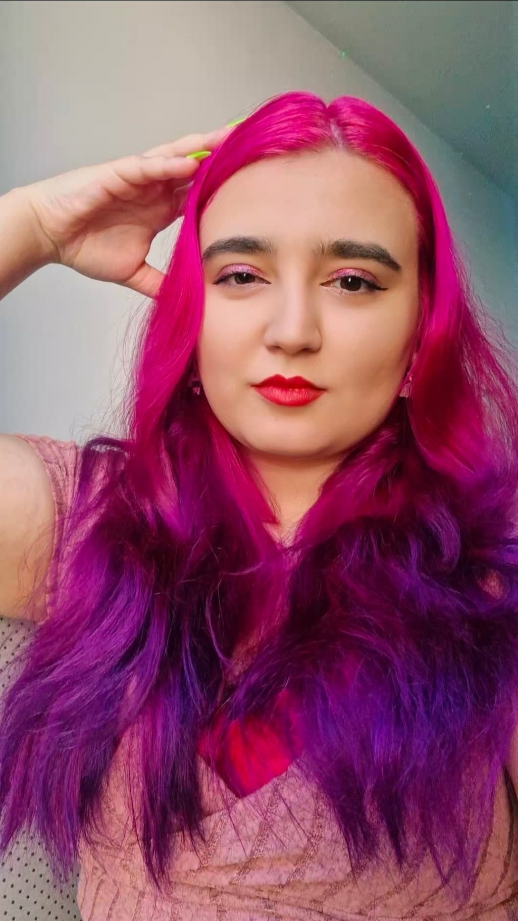 Aurora, 29 — massage therapist in London