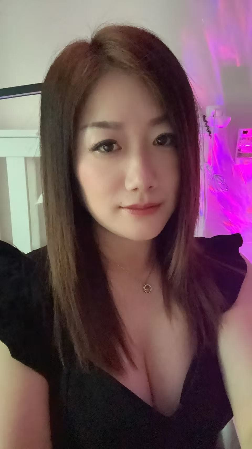 Coco, 28