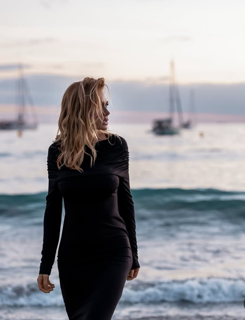 Anna, 28 — massage therapist in London