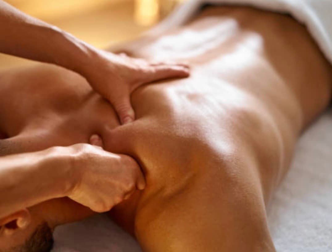 Laura massage — photo 4