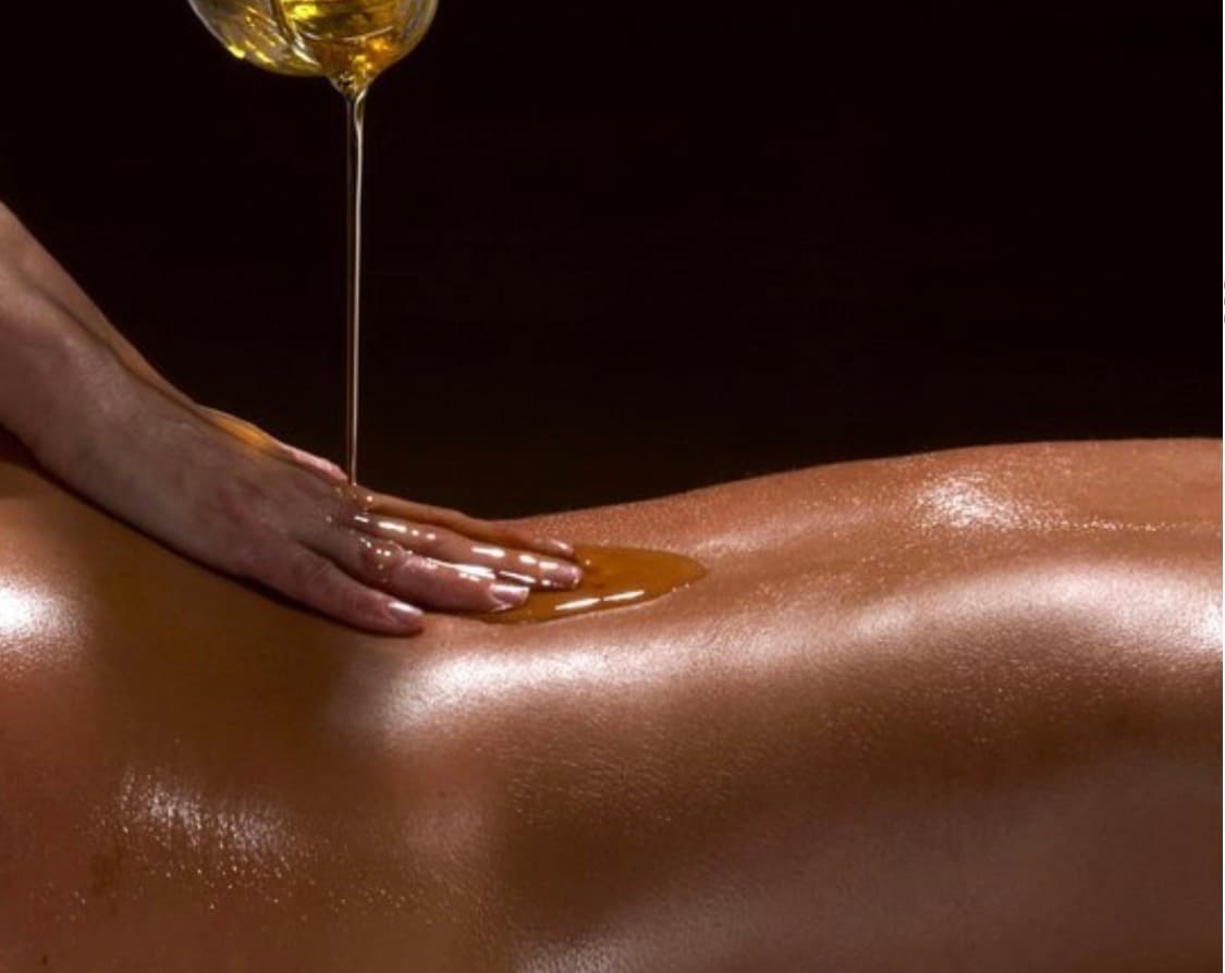 Alex — Sensual Massage in London (photo 3 of 3)
