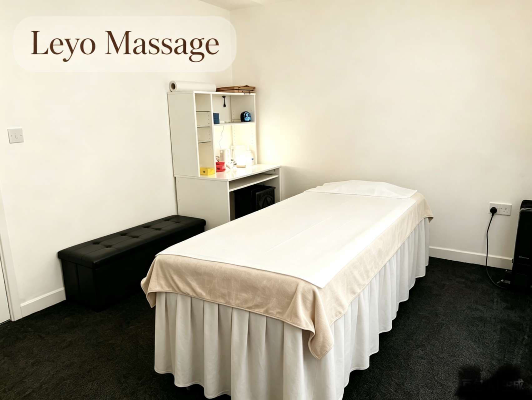 Lina — B2B Massage in Newcastle upon Tyne (photo 3 of 3)