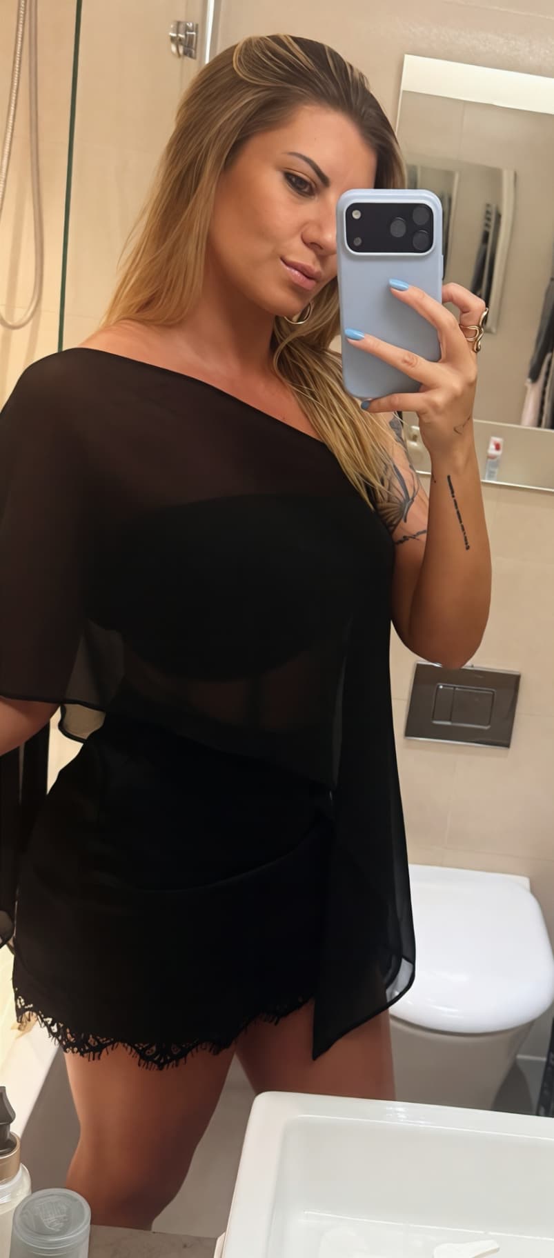 Livia, 29